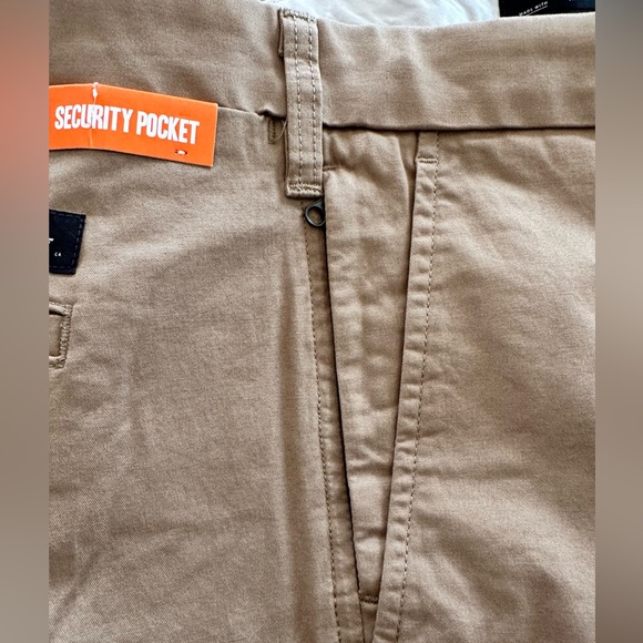 Dockers Khaki Shorts - Picture 4 of 10